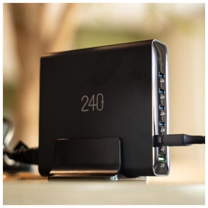 Goui GAN 240 Chargeur bureau 6 Ports Prise EU Power bank Goui Maroc